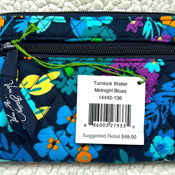 NWT Vera Bradley Turnlock Wallet Midnight Blues Pattern - Picture 3 of 8